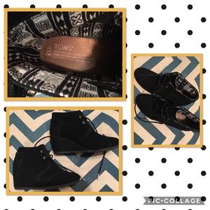 TOMS Desert Wedges 7.5